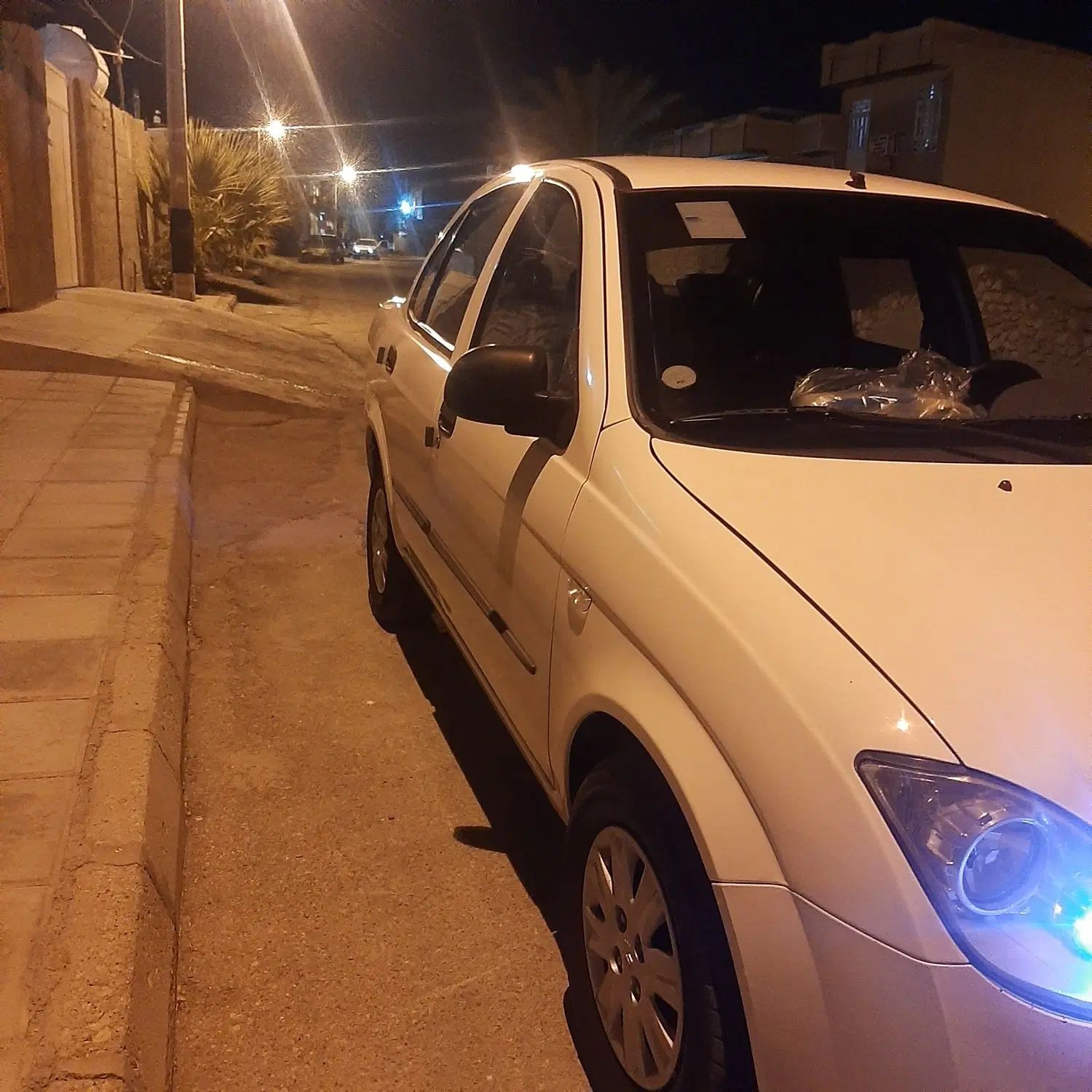 تیبا صندوق دار SX - 1400