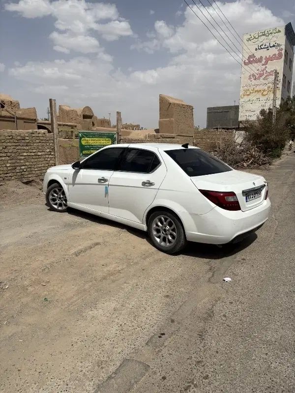 دنا پلاس توربو 6 دنده - 1401
