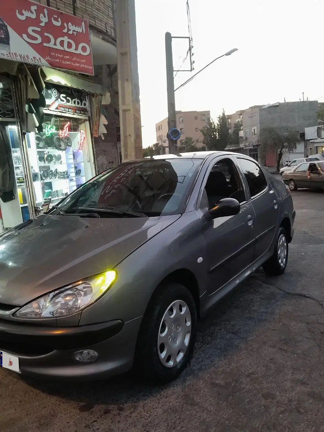 پژو ۲۰۶ صندوق دار v2 - 1387