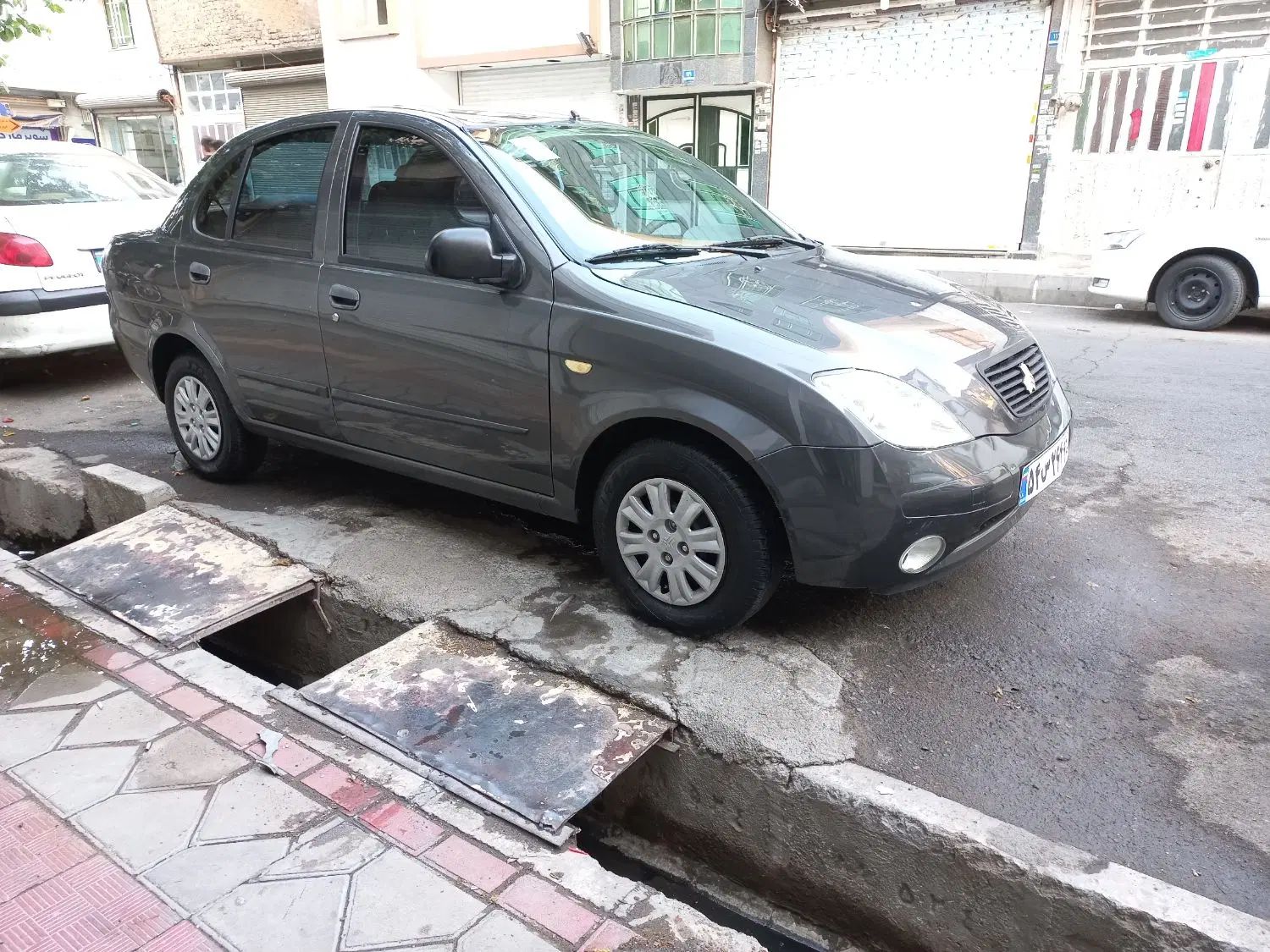 تیبا صندوق دار SX - 1398