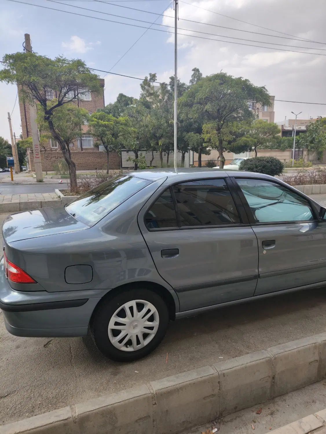 سمند LX XU7 - 1395