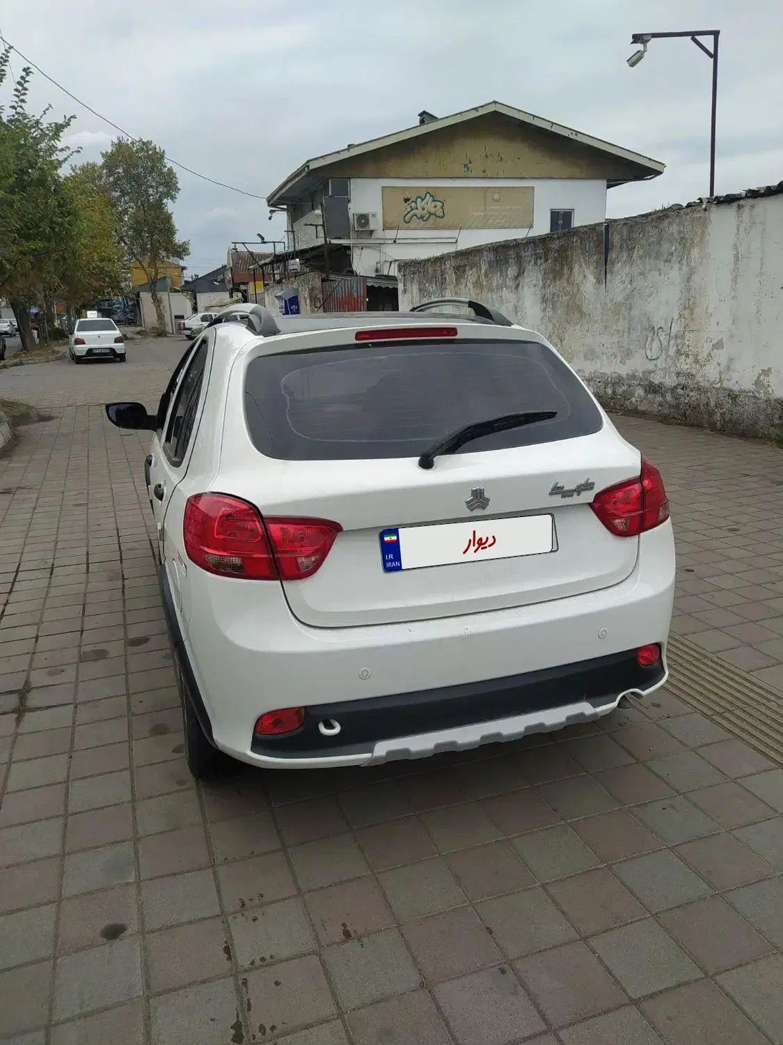 کوییک R دنده‌ای - 1403