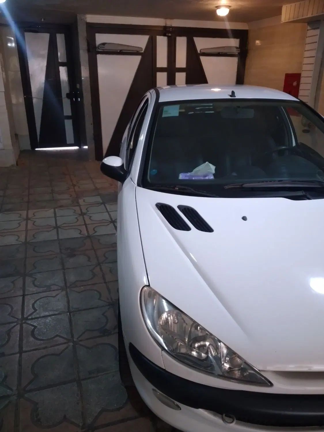پژو ۲۰۶ صندوق دار v8 - 1399
