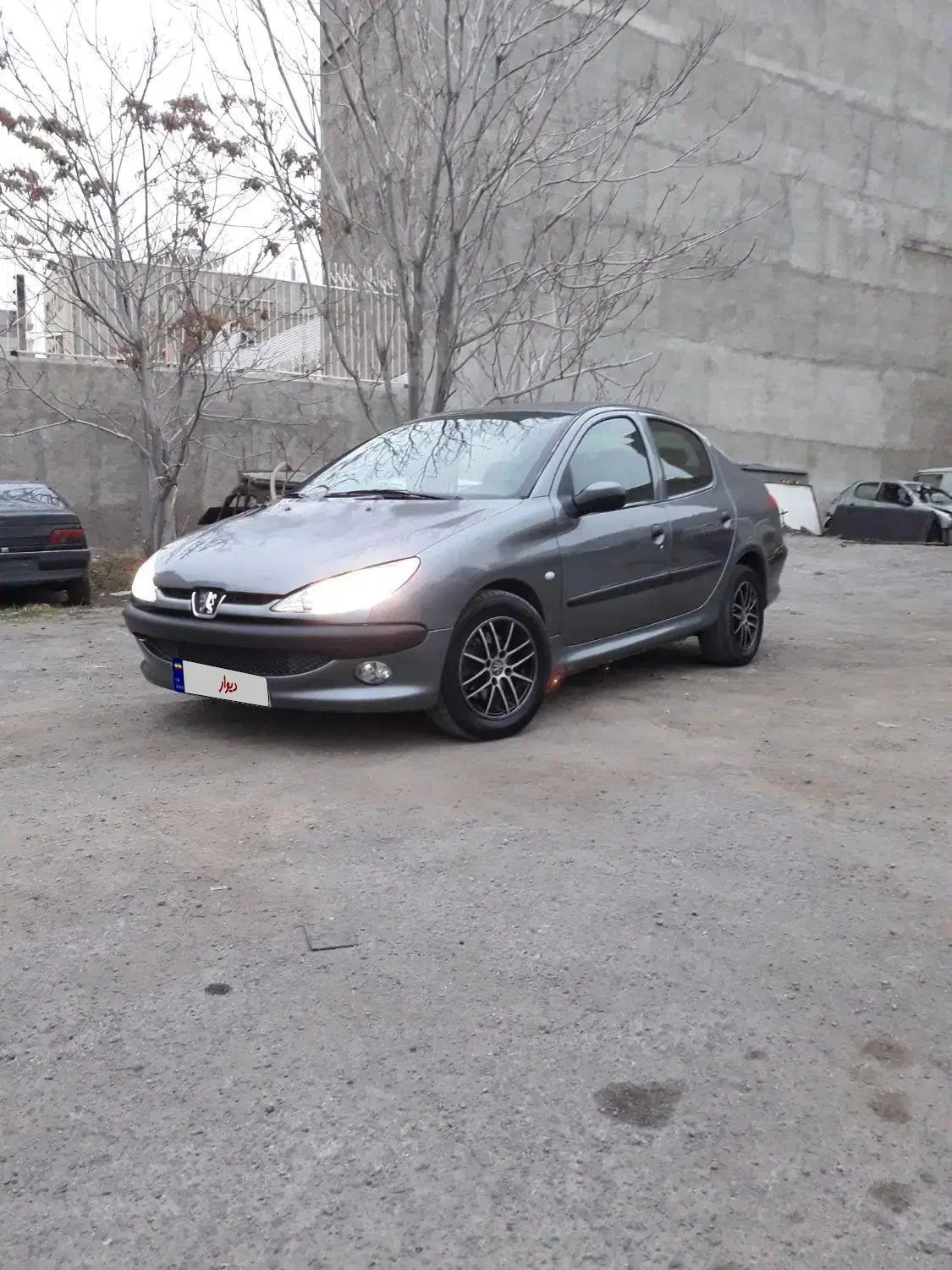 پژو ۲۰۶ صندوق دار v8 - 1386