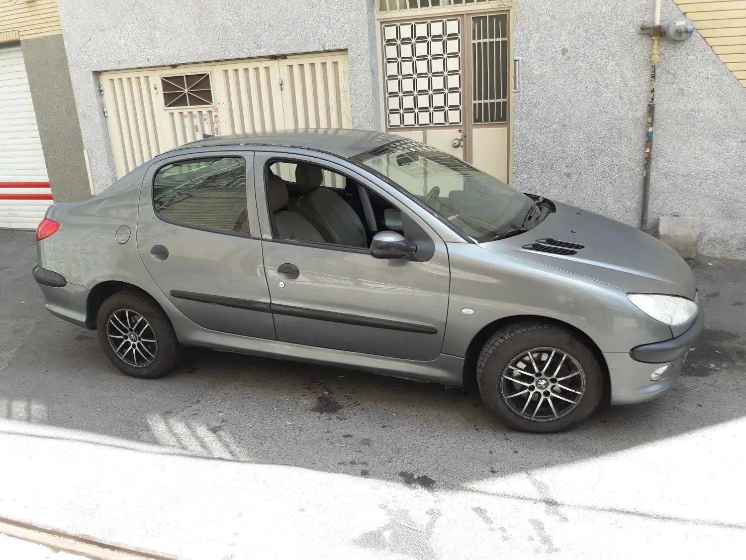 پژو ۲۰۶ صندوق دار v8 - 1386