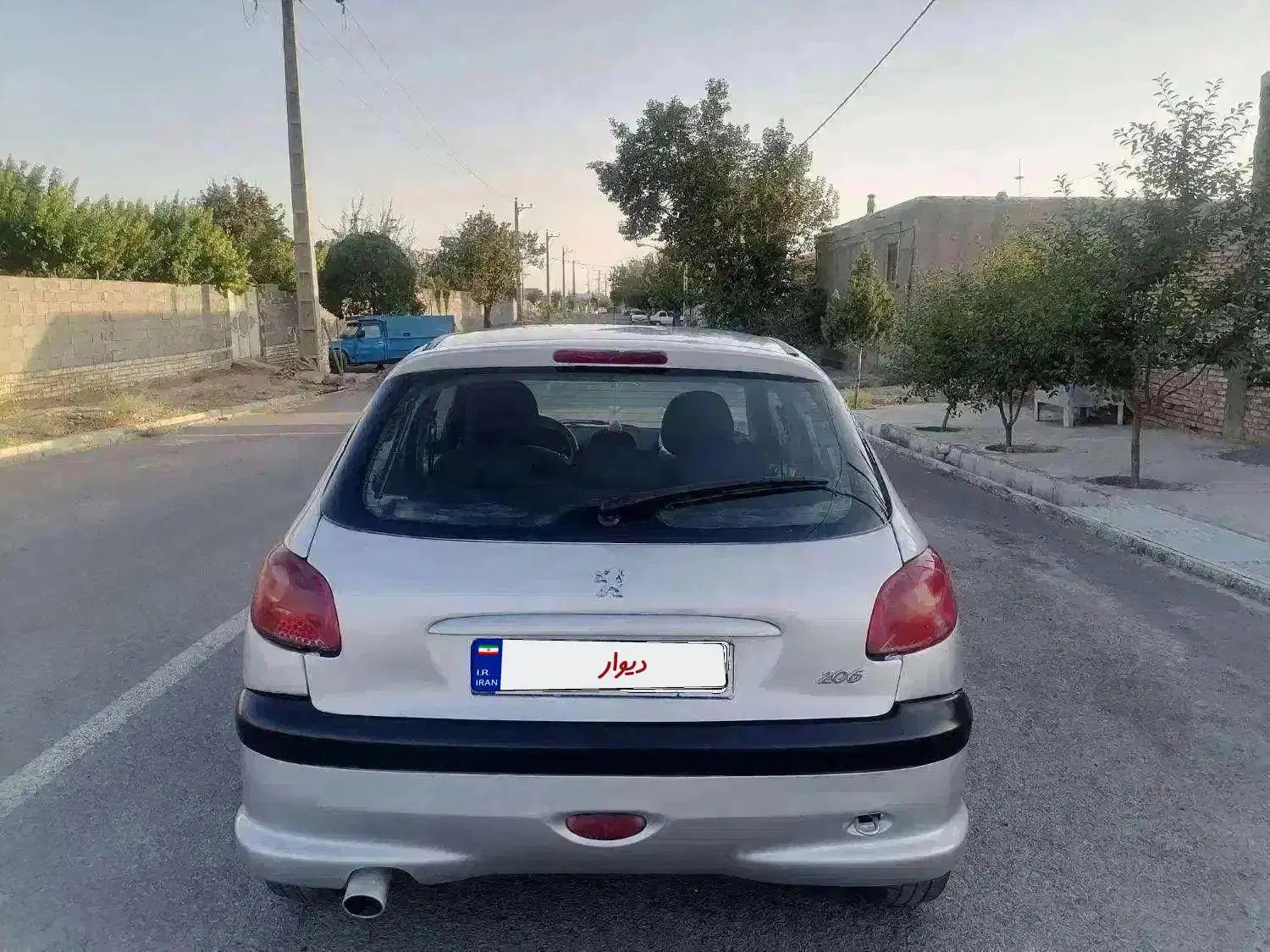 پژو 206 تیپ 3 - 1383