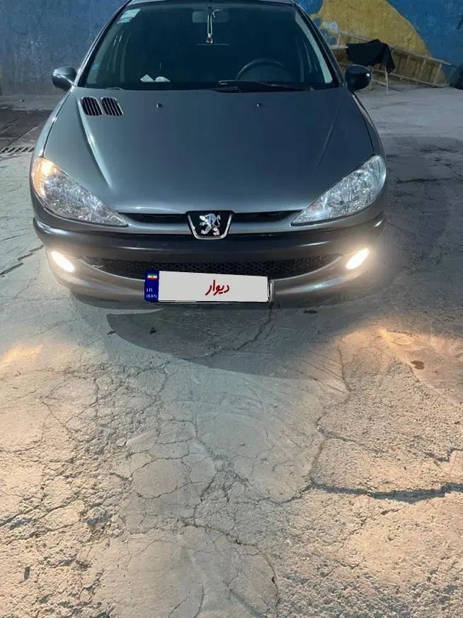 پژو ۲۰۶ صندوق دار v8 - 1392