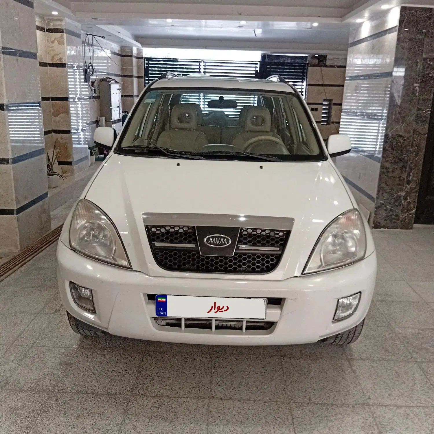 خودرو ام وی ام، X33 آگهی ann_20128657