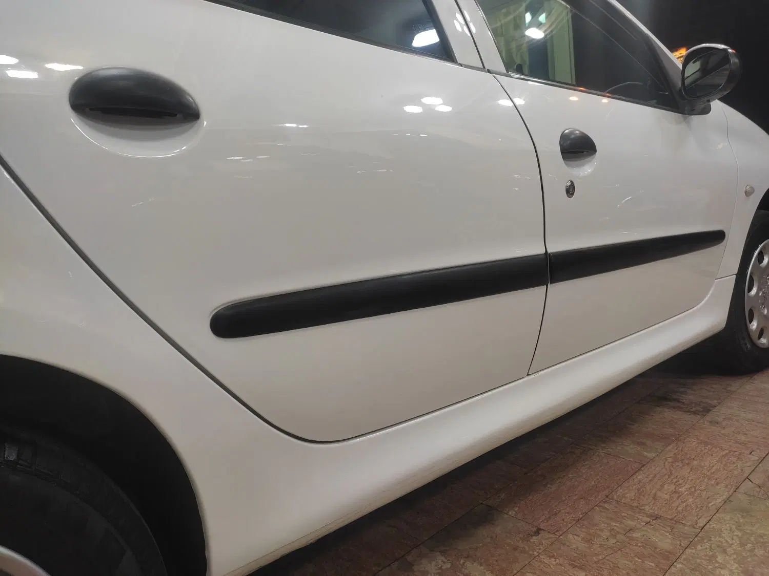 پژو ۲۰۶ صندوق دار v8 - 1398