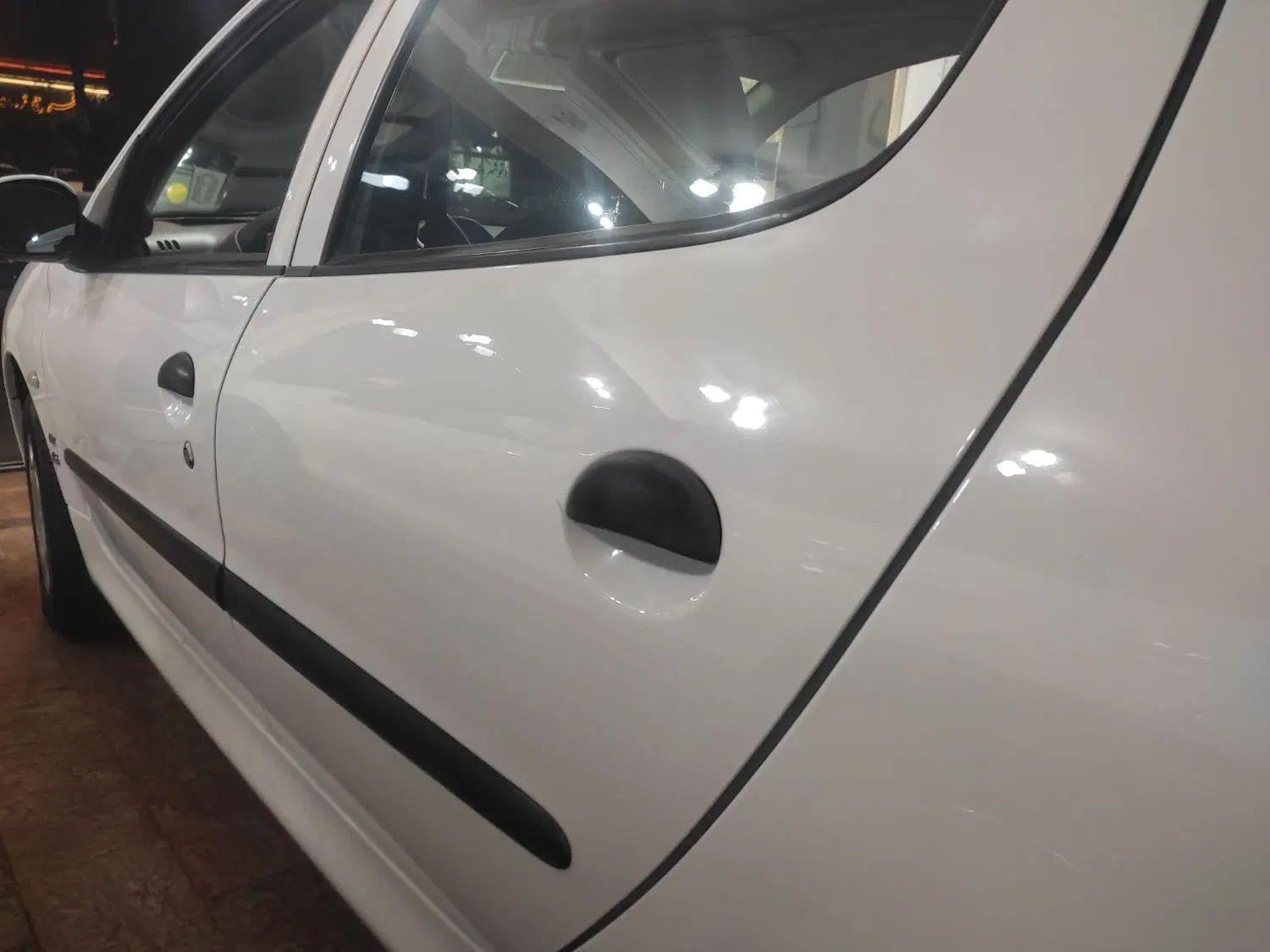 پژو ۲۰۶ صندوق دار v8 - 1398
