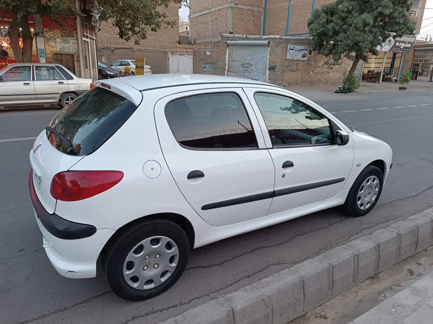 خودرو پژو، 206 آگهی ann_20130417
