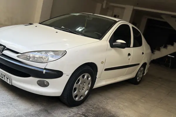 پژو ۲۰۶ صندوق دار v8 - 1393