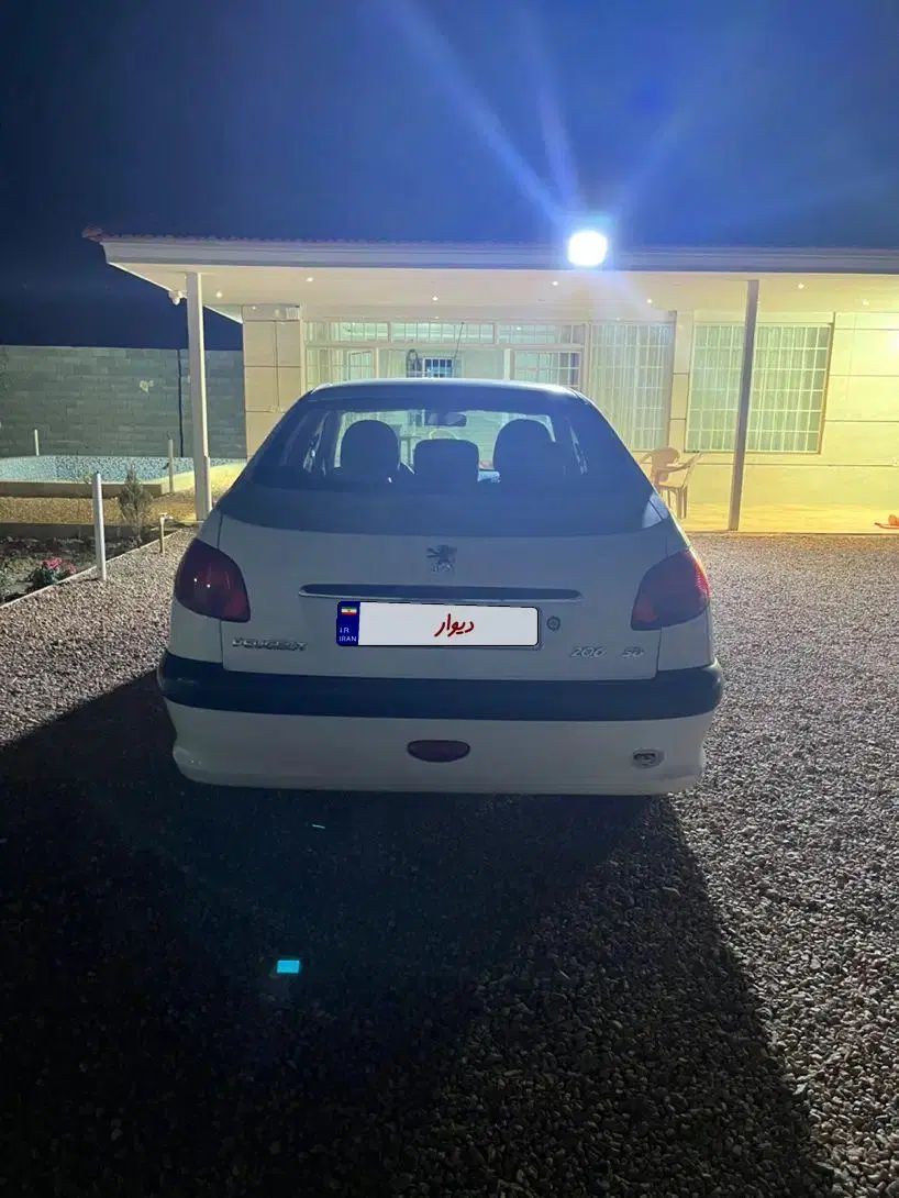 پژو ۲۰۶ صندوق دار v8 - 1398