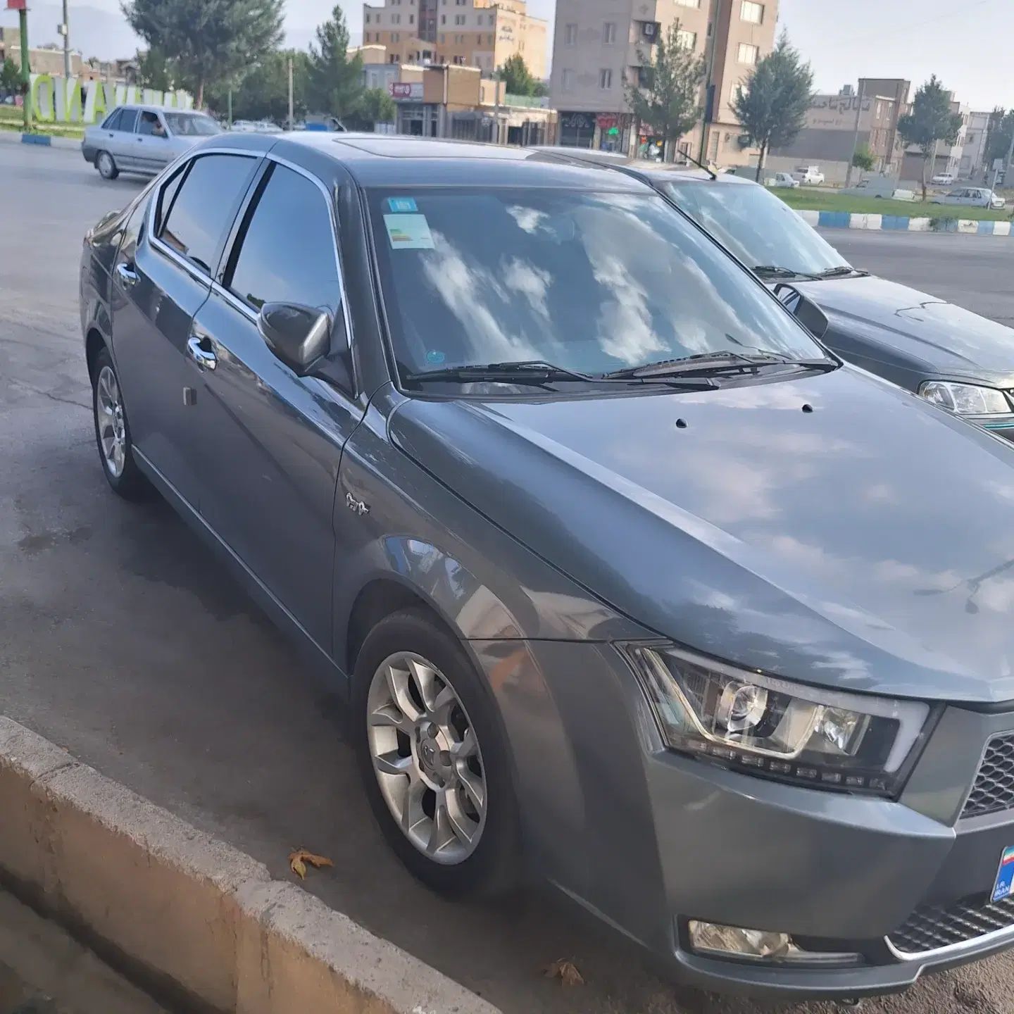 دنا پلاس توربو 6 دنده - 1401
