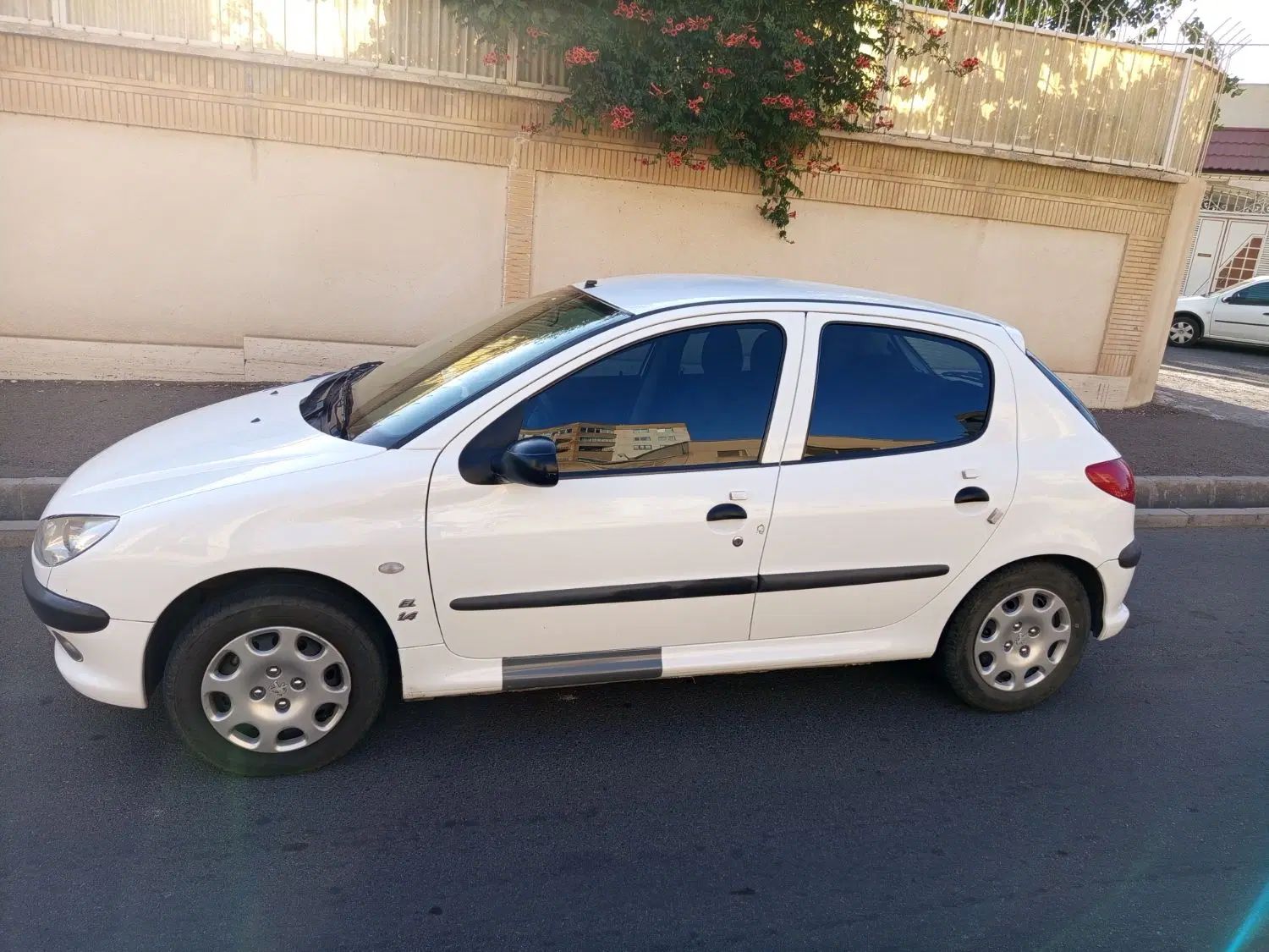 خودرو پژو، 206 آگهی ann_20131129