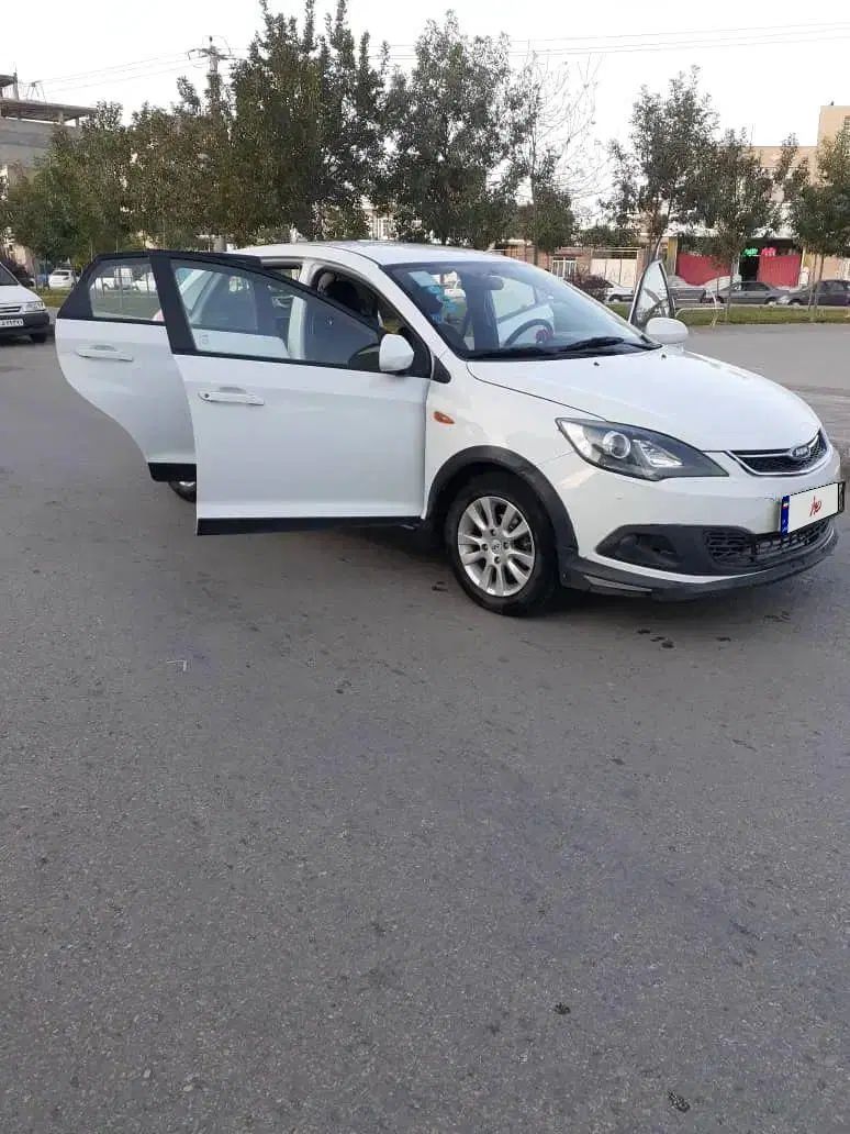 ام وی ام 315 هاچ بک اسپرت لاکچری - 1395
