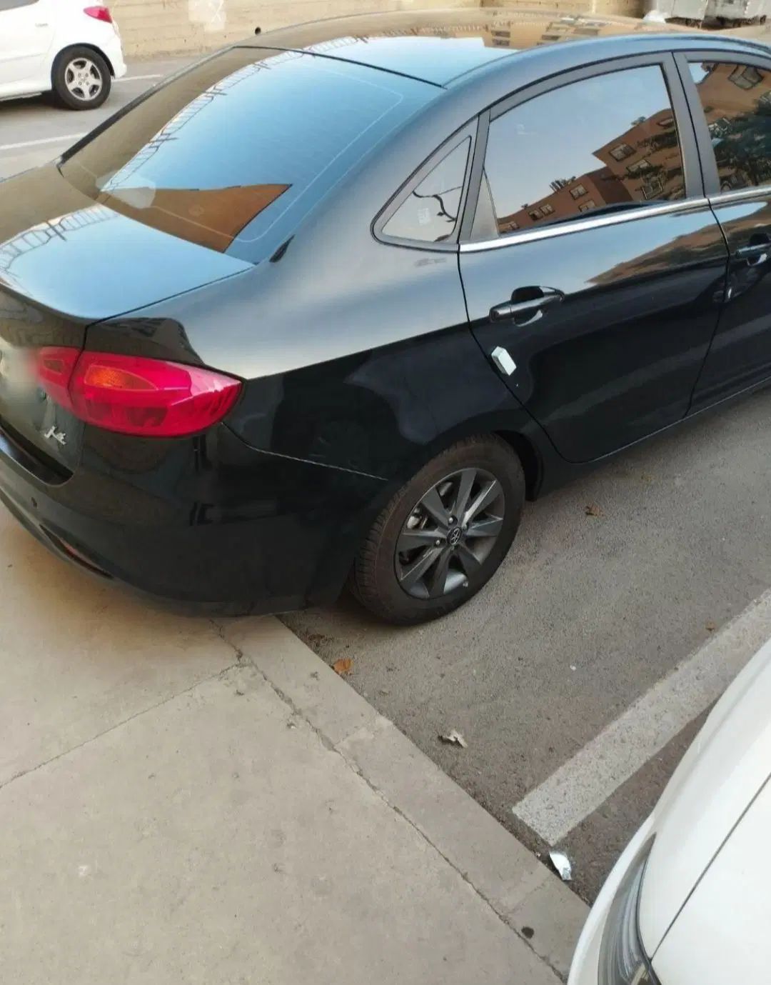 جک J4 اتوماتیک آپشنال - 1403