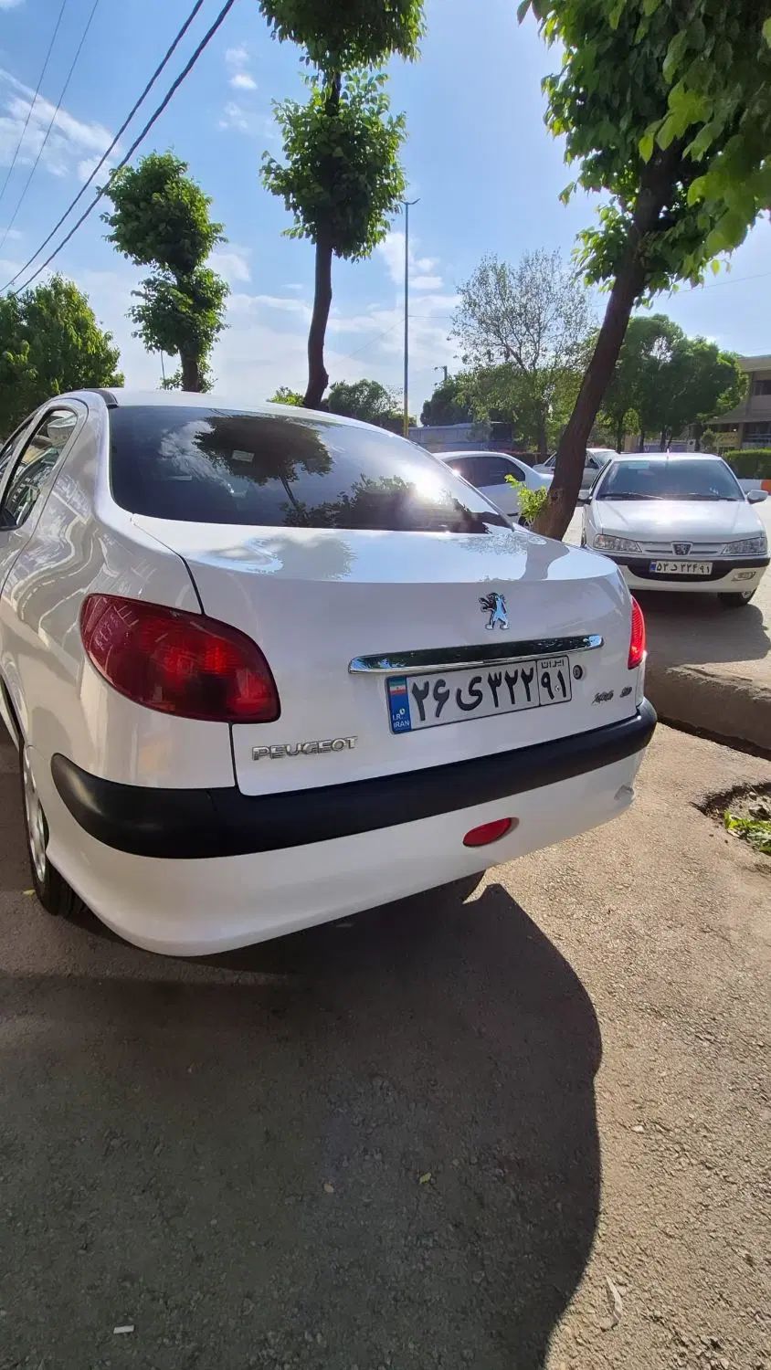 پژو ۲۰۶ صندوق دار v8 - 1399