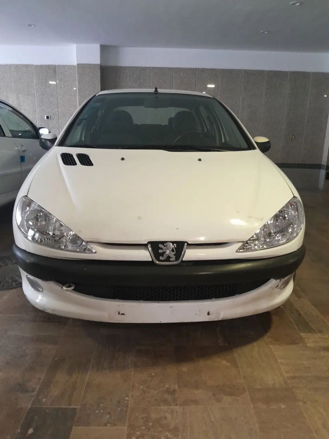 پژو ۲۰۶ صندوق دار v8 - 1389