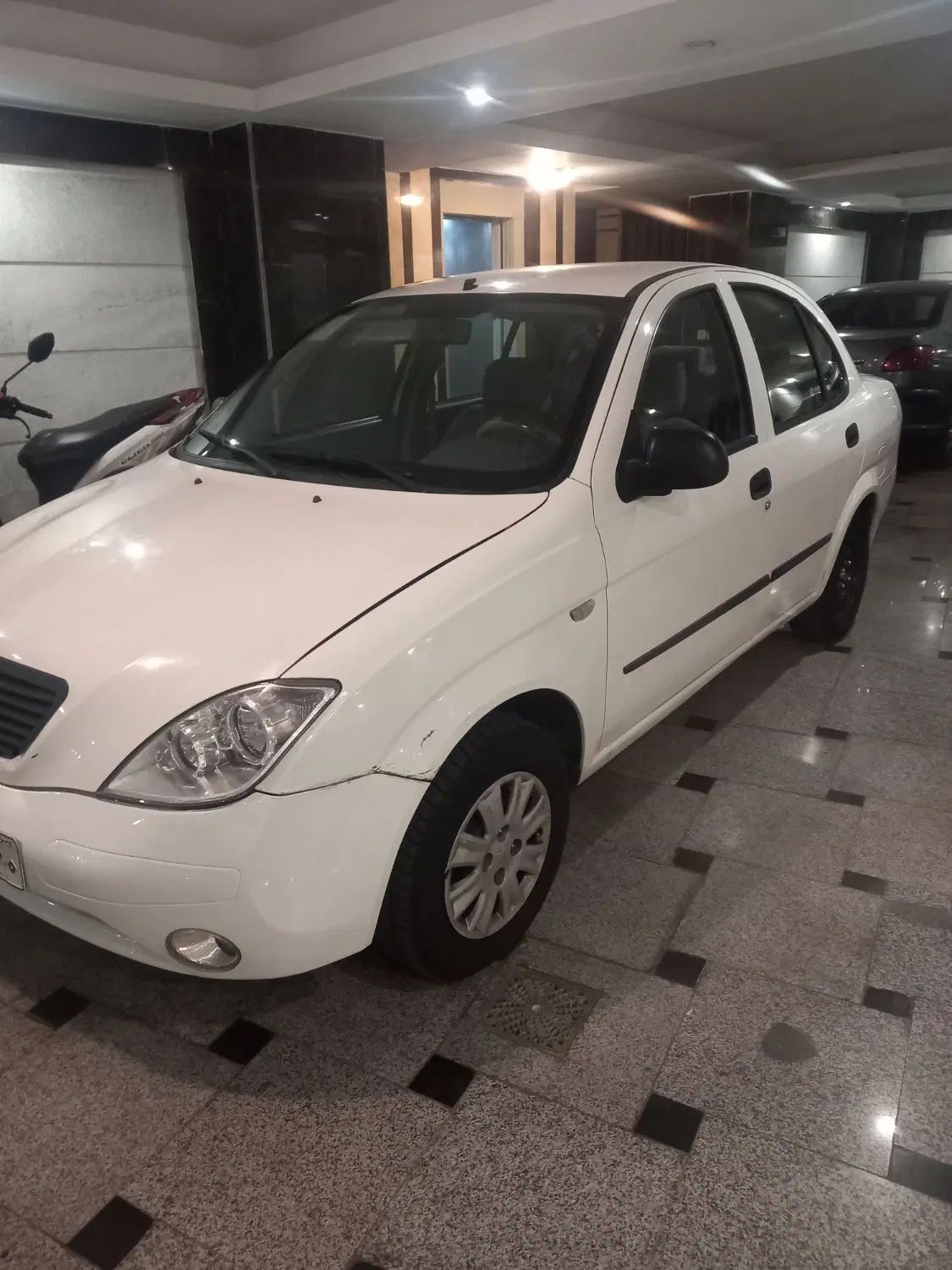تیبا صندوق دار SX - 1399