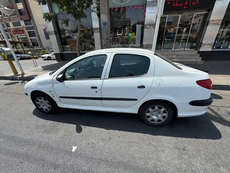 پژو ۲۰۶ صندوق دار v8 - 1388
