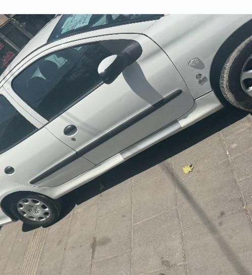 پژو ۲۰۶ صندوق دار v20 - 1389