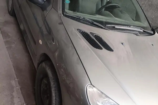 پژو ۲۰۶ صندوق دار v8 - 1393