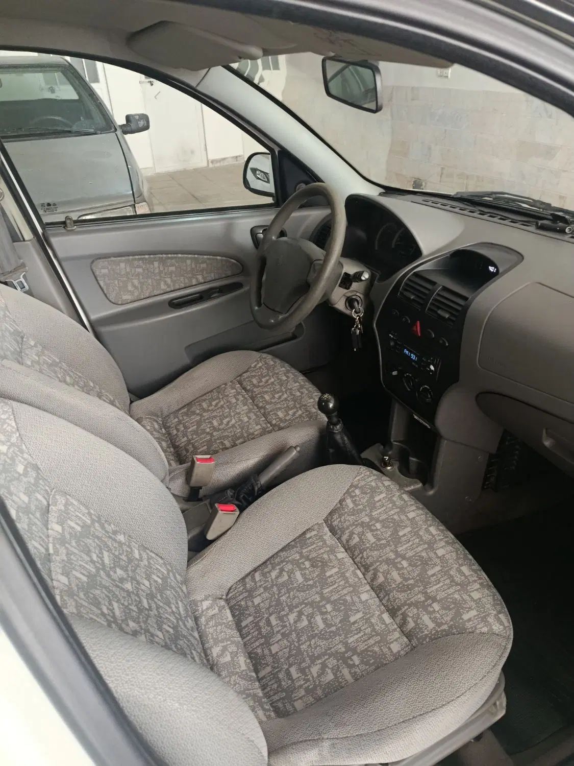 تیبا صندوق دار EX - 1395