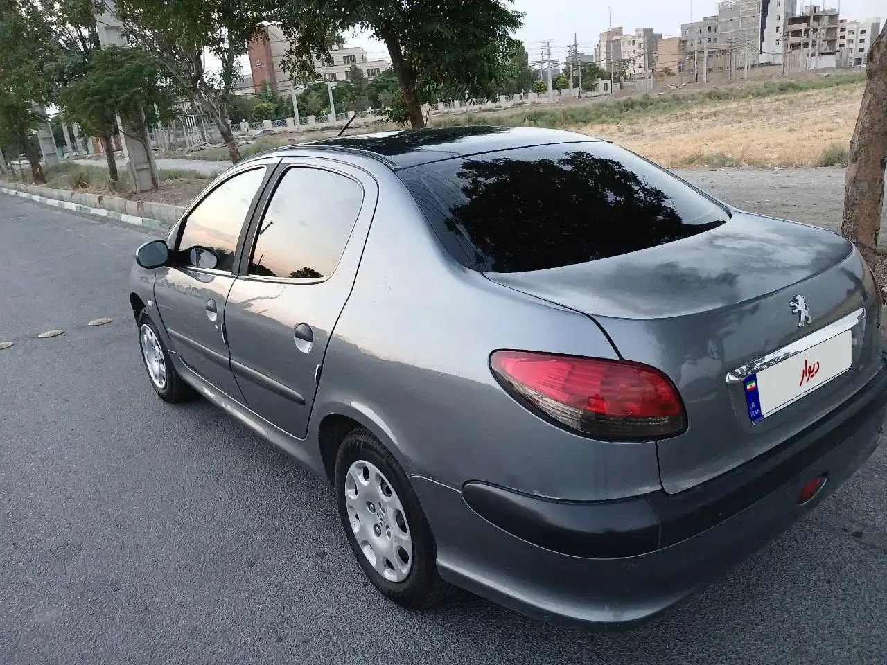 پژو ۲۰۶ صندوق دار v20 - 1388