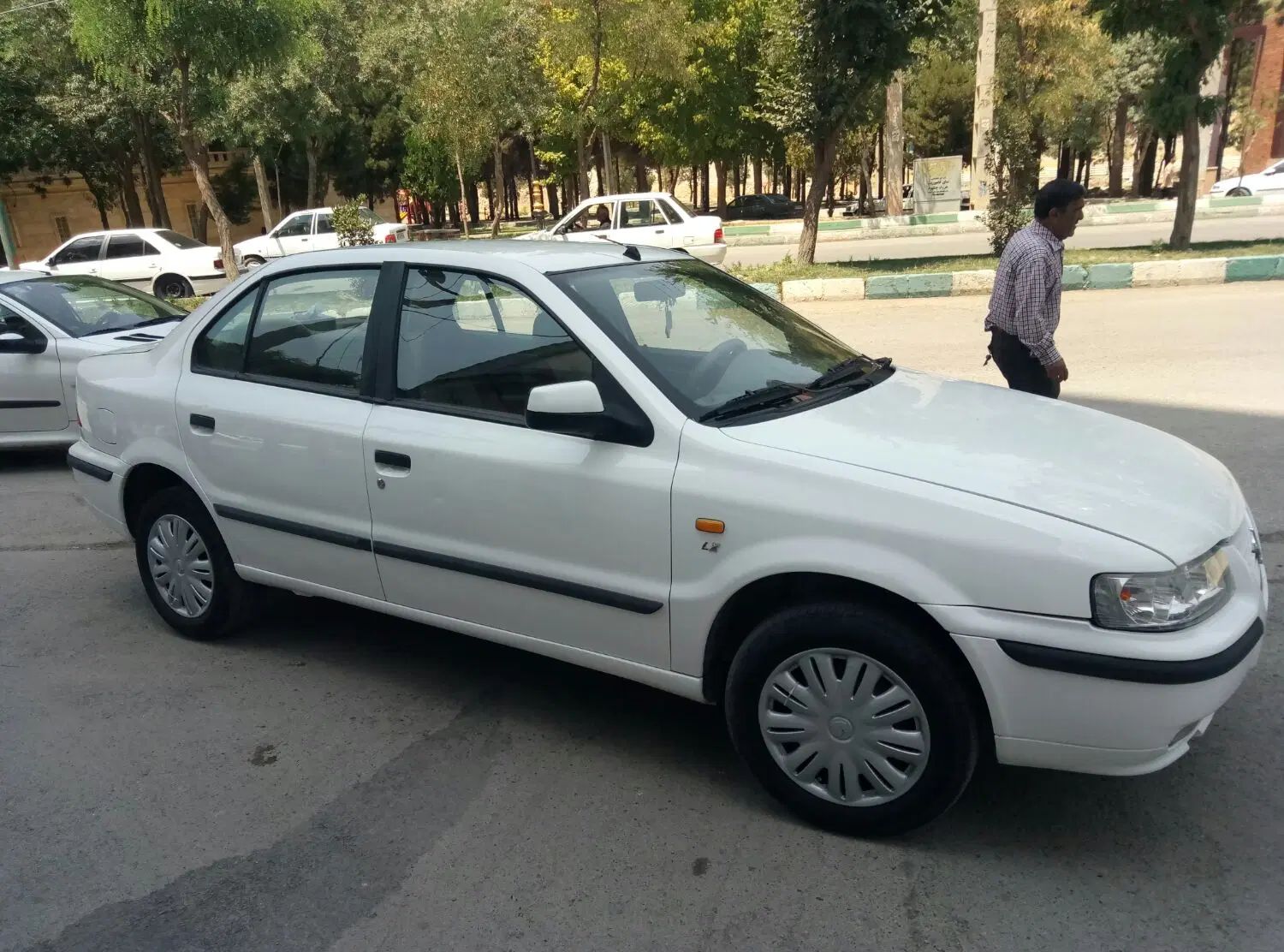 سمند LX XU7 - 1396