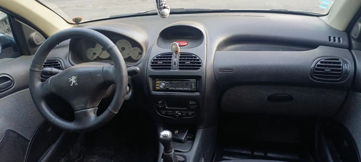 پژو ۲۰۶ صندوق دار v8 - 1389