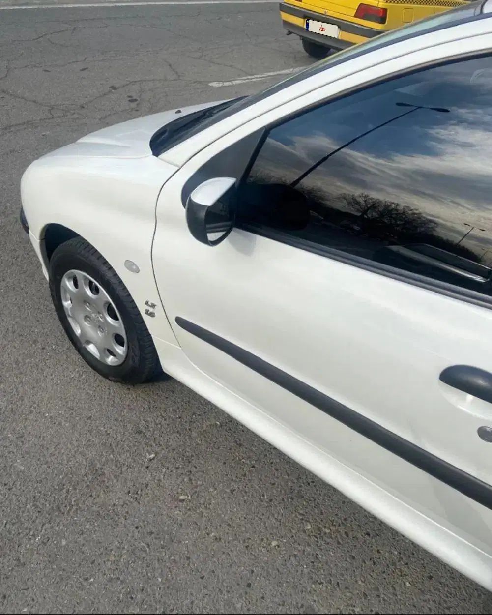 پژو ۲۰۶ صندوق دار v8 - 1395