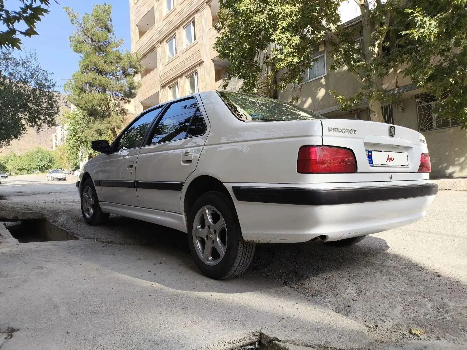 پژو پارس XU7P - 1401