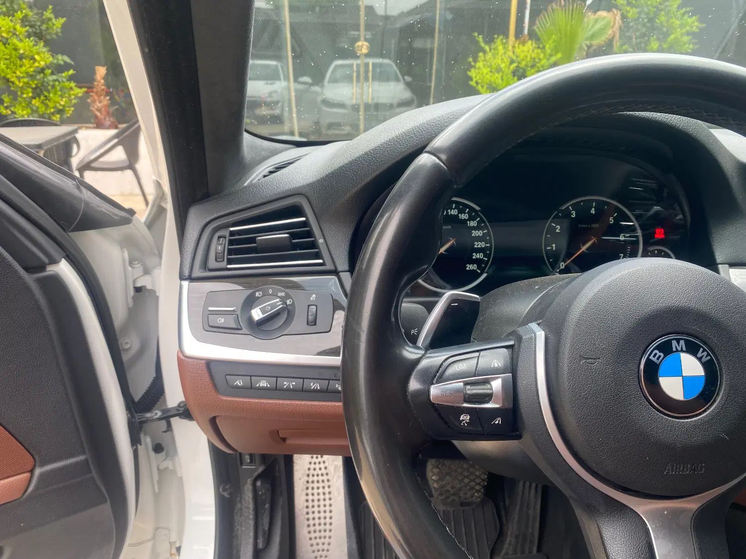 ب ام و سری 5 528i - 2015