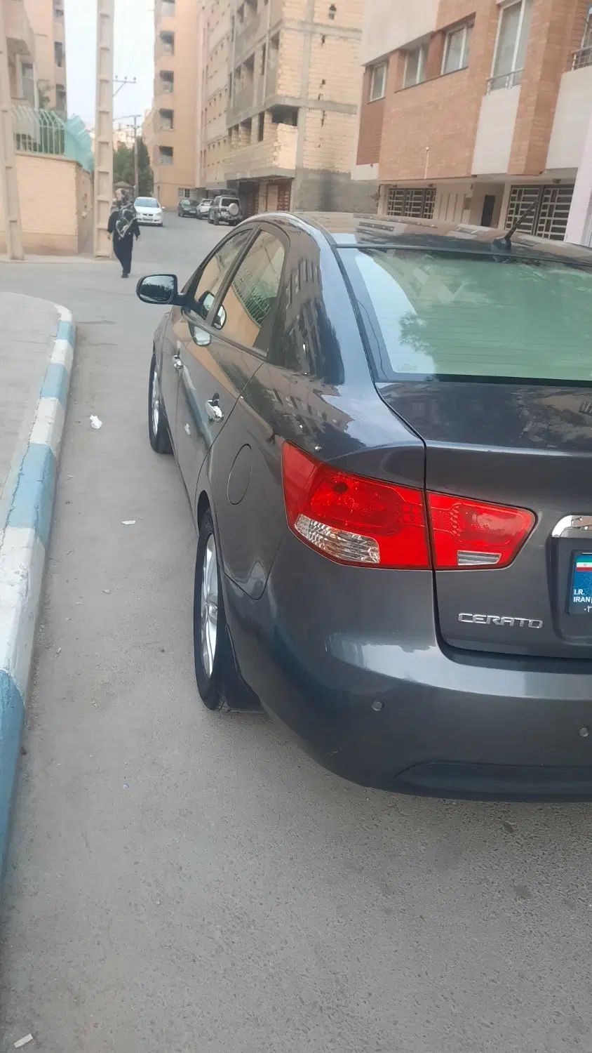 کیا سراتو 2.0 لیتر اتوماتیک GT لاین - 2018