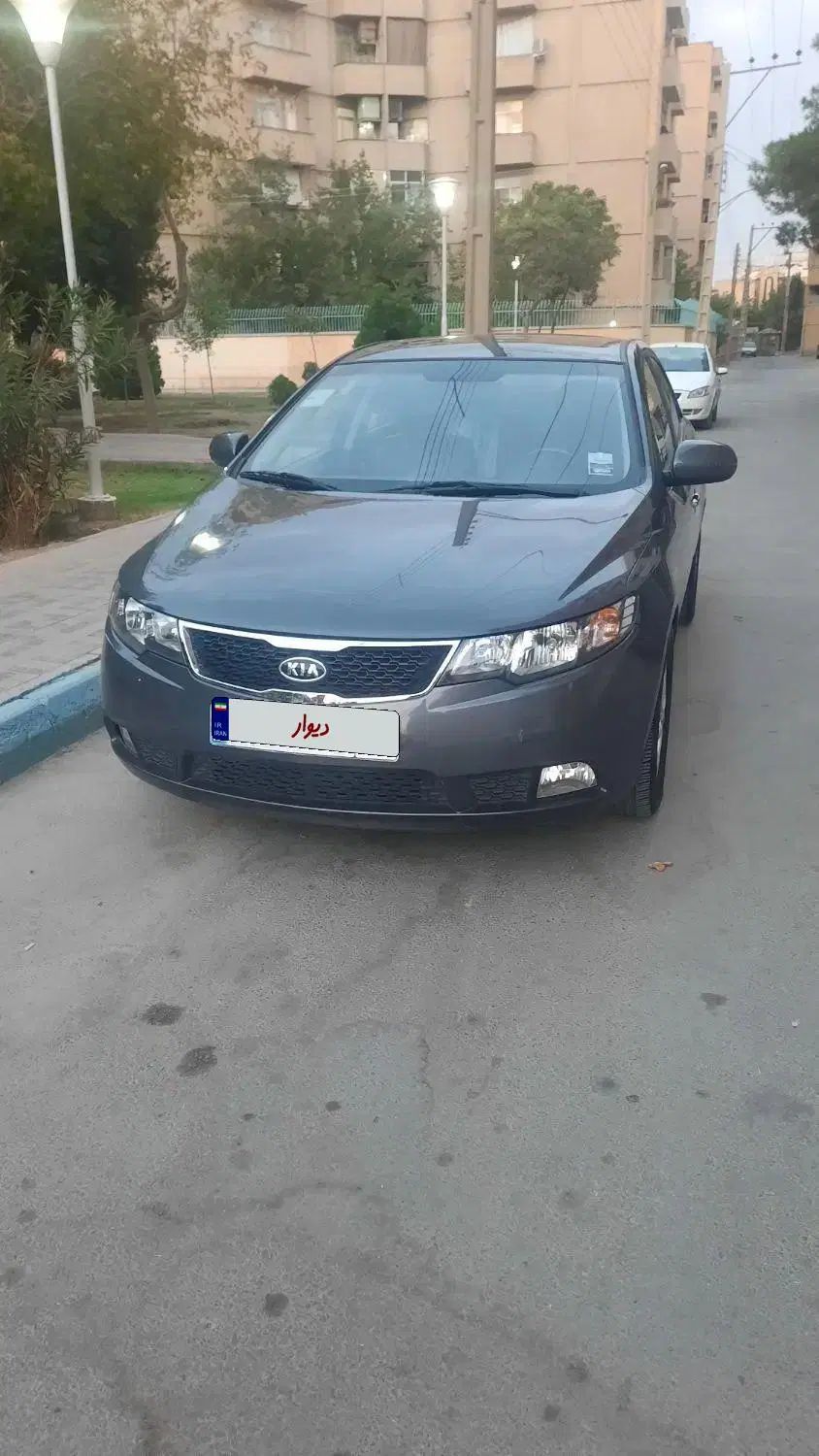 کیا سراتو 2.0 لیتر اتوماتیک GT لاین - 2018