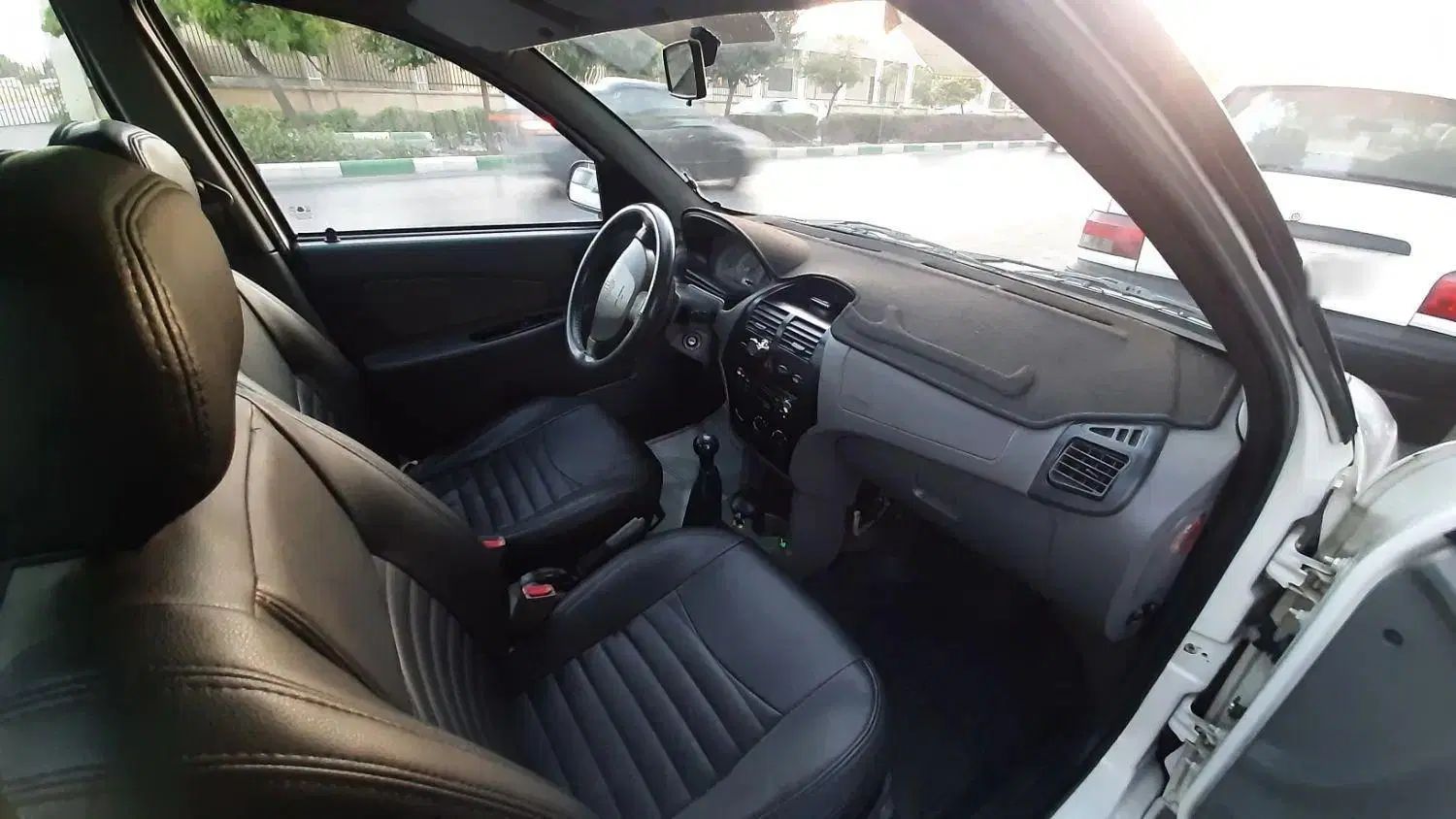 تیبا صندوق دار EX - 1395
