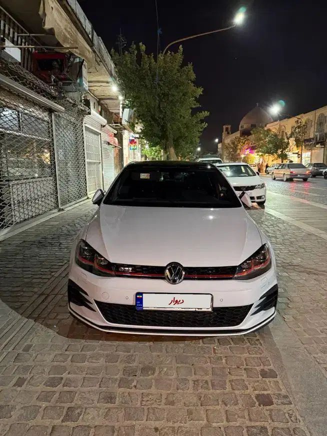 فولکس گلف GTI - 1404