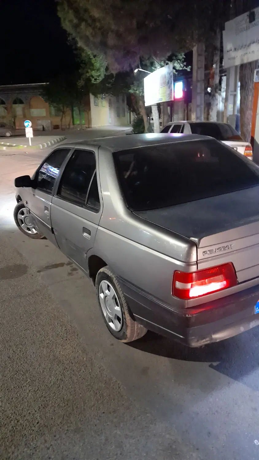 پژو 405 SLX بنزینی  XU7 - 1388
