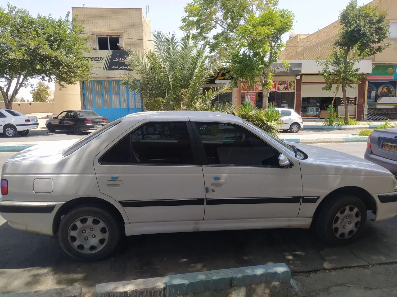 پژو پارس XU7P - 1401
