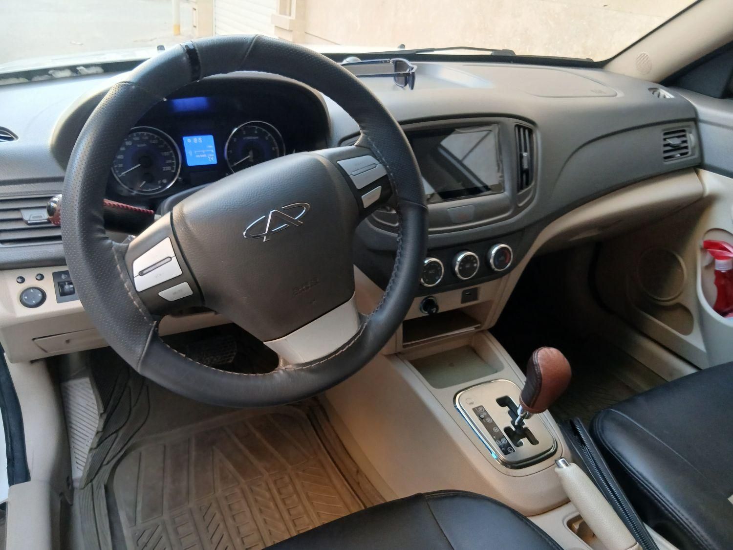 ام وی ام 550 اتوماتیک - 1396