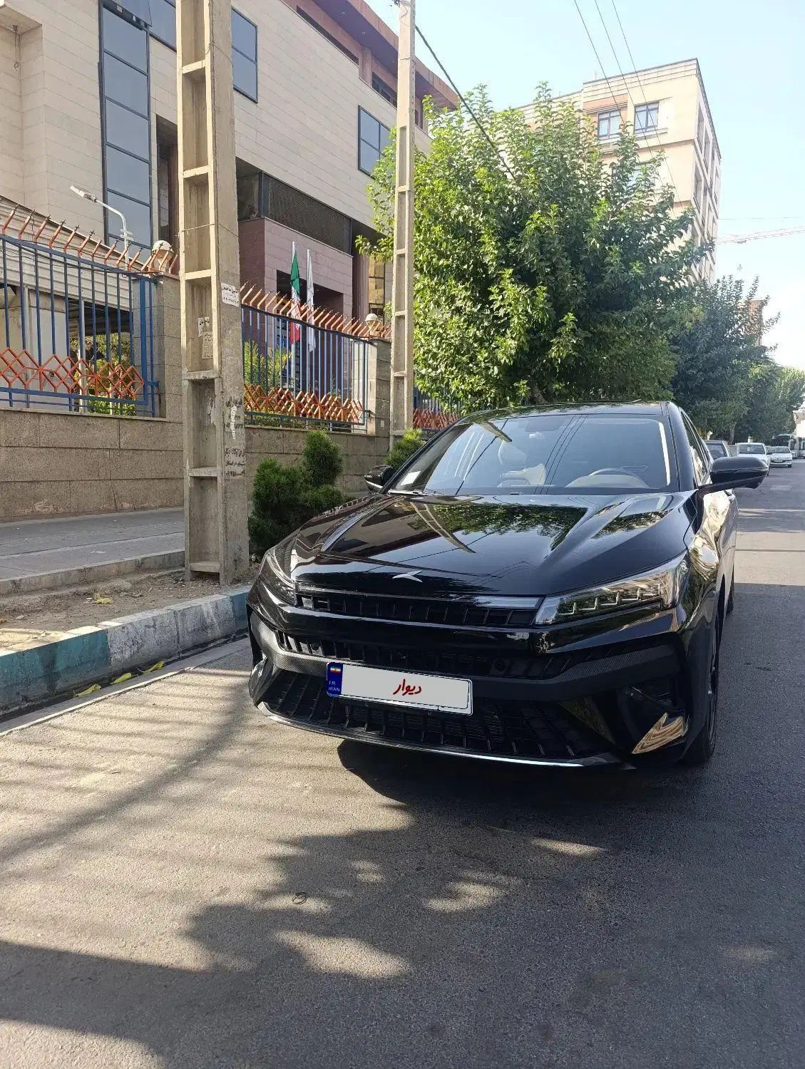 خودرو کی ام سی، J7 آگهی ann_20140712