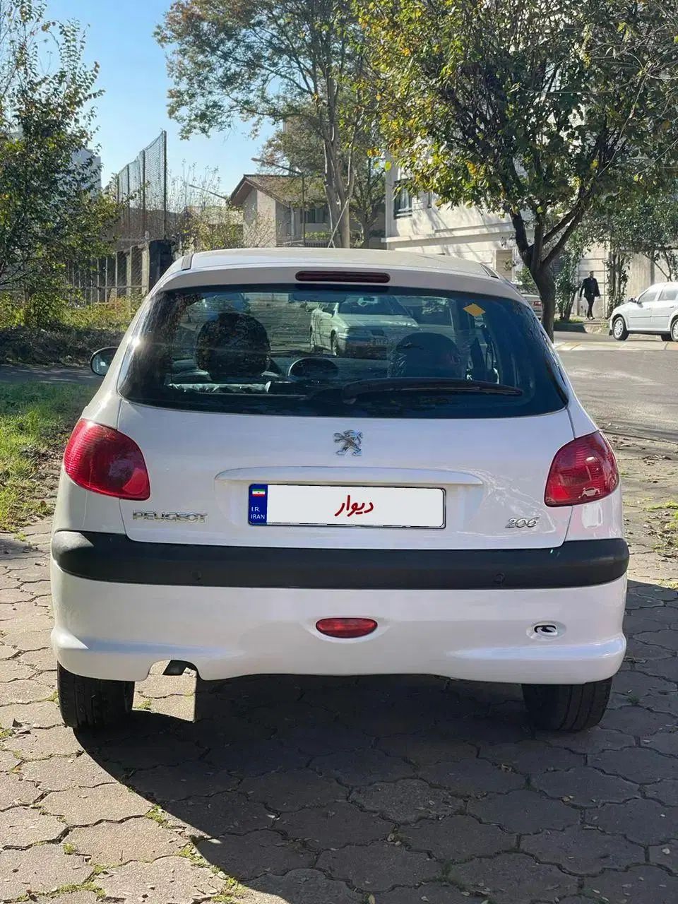 پژو 206 تیپ 5 - 1396