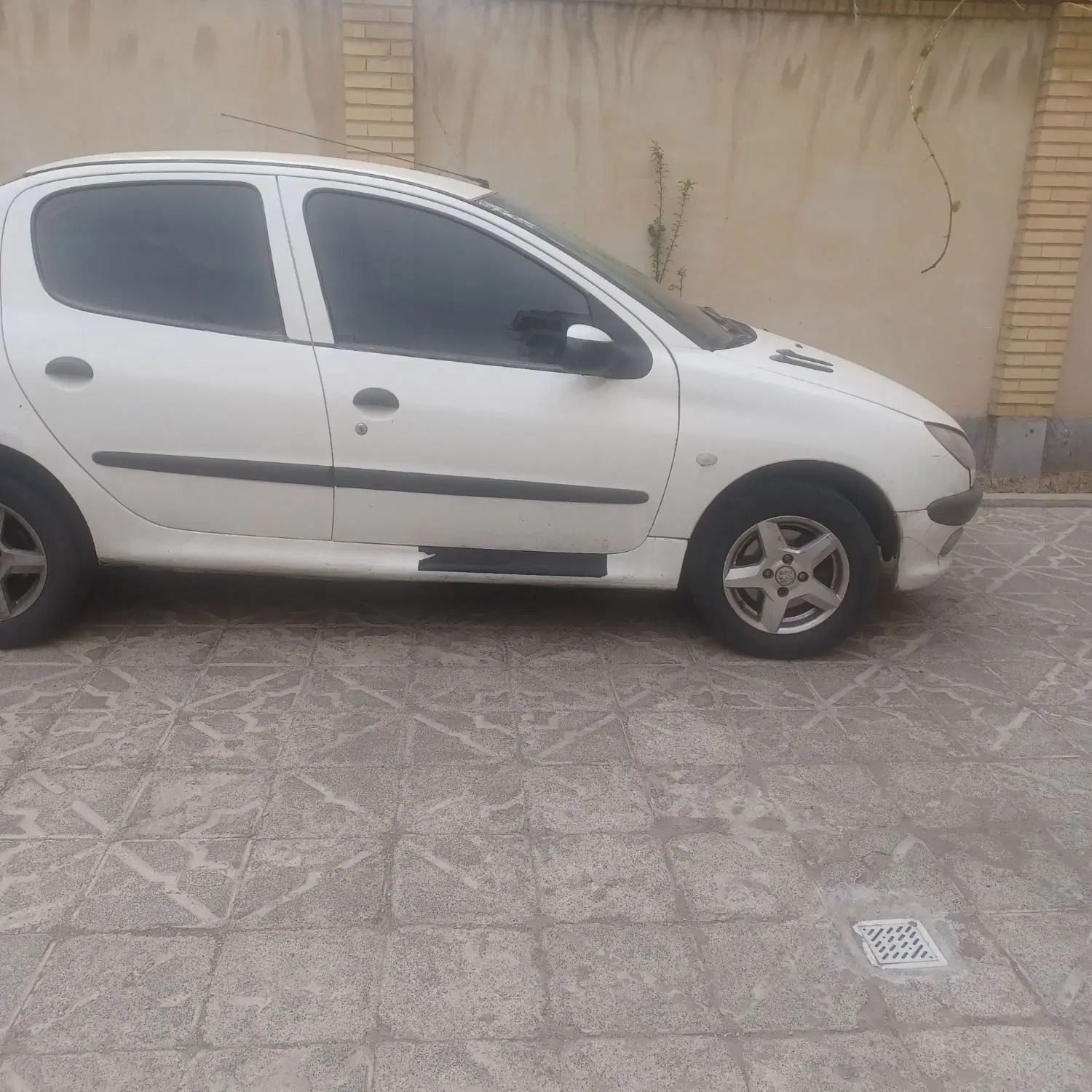 پژو ۲۰۶ صندوق دار v8 - 1388