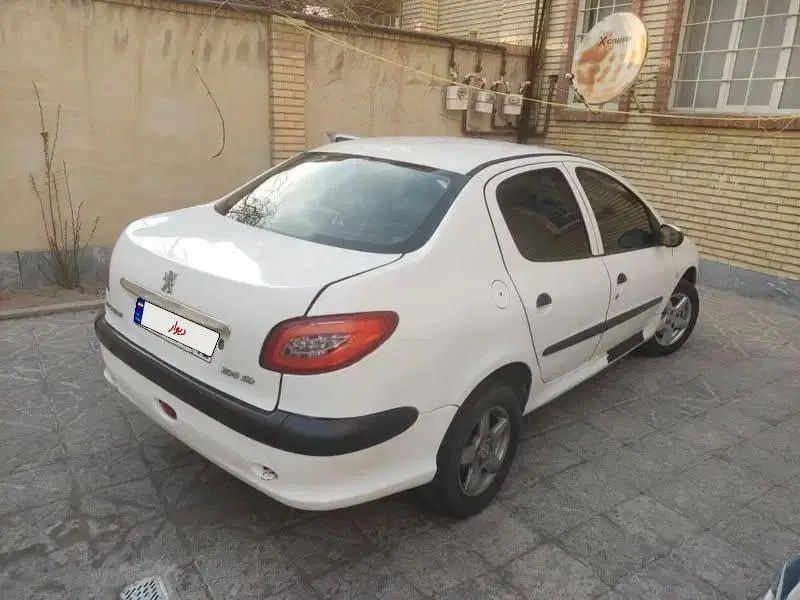 پژو ۲۰۶ صندوق دار v8 - 1388
