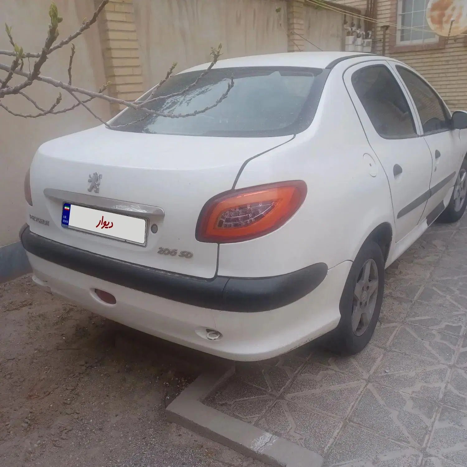 خودرو پژو، ۲۰۶ صندوق دار آگهی ann_20141117