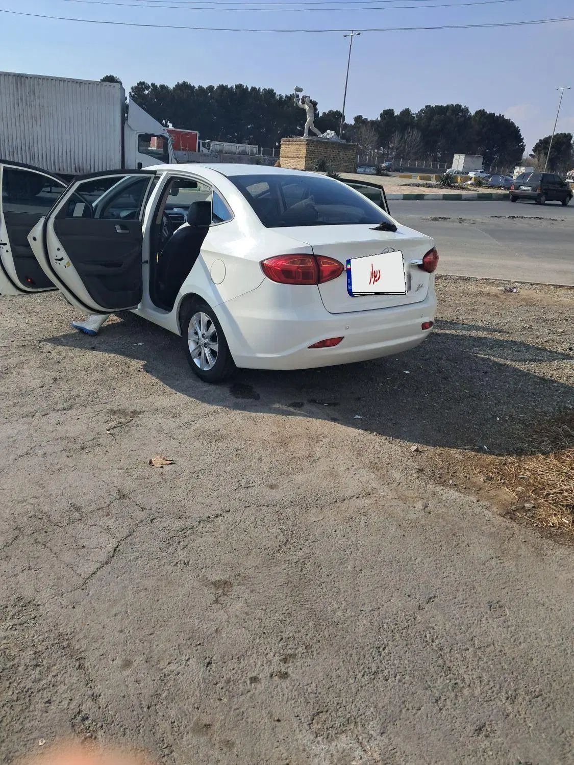 جک J4 اتوماتیک ساده - 1400