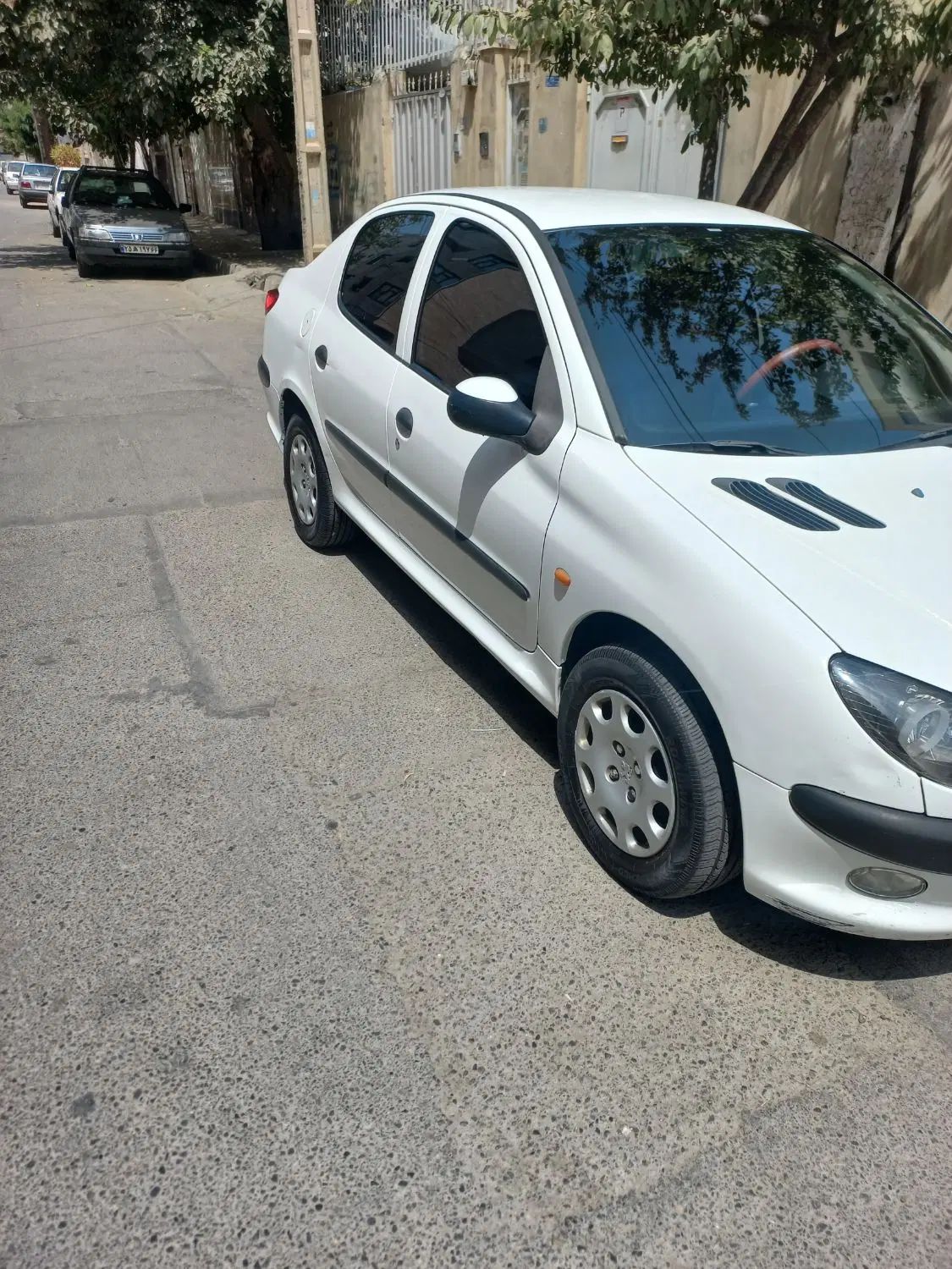 پژو ۲۰۶ صندوق دار v8 - 1395