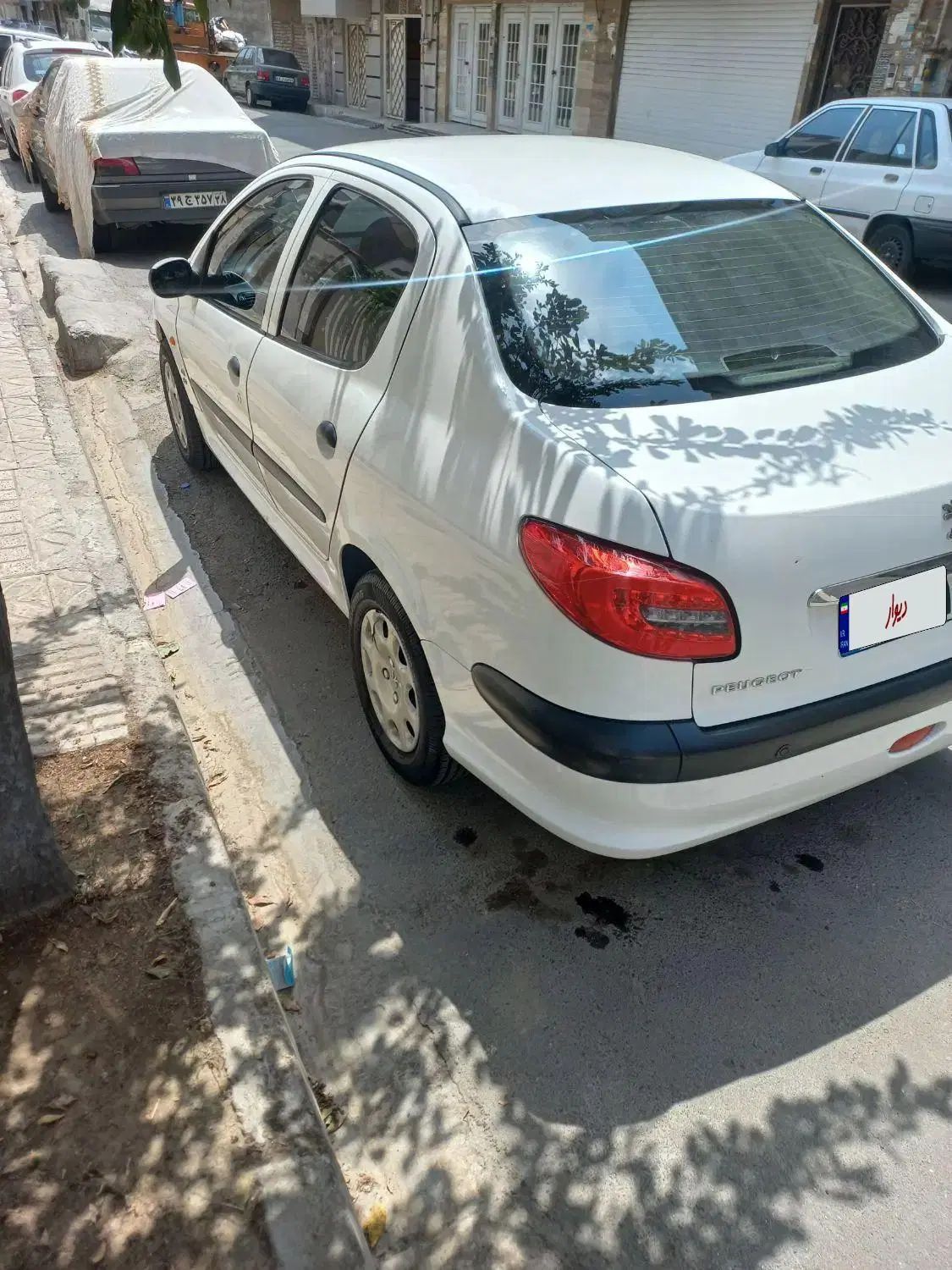 پژو ۲۰۶ صندوق دار v8 - 1395