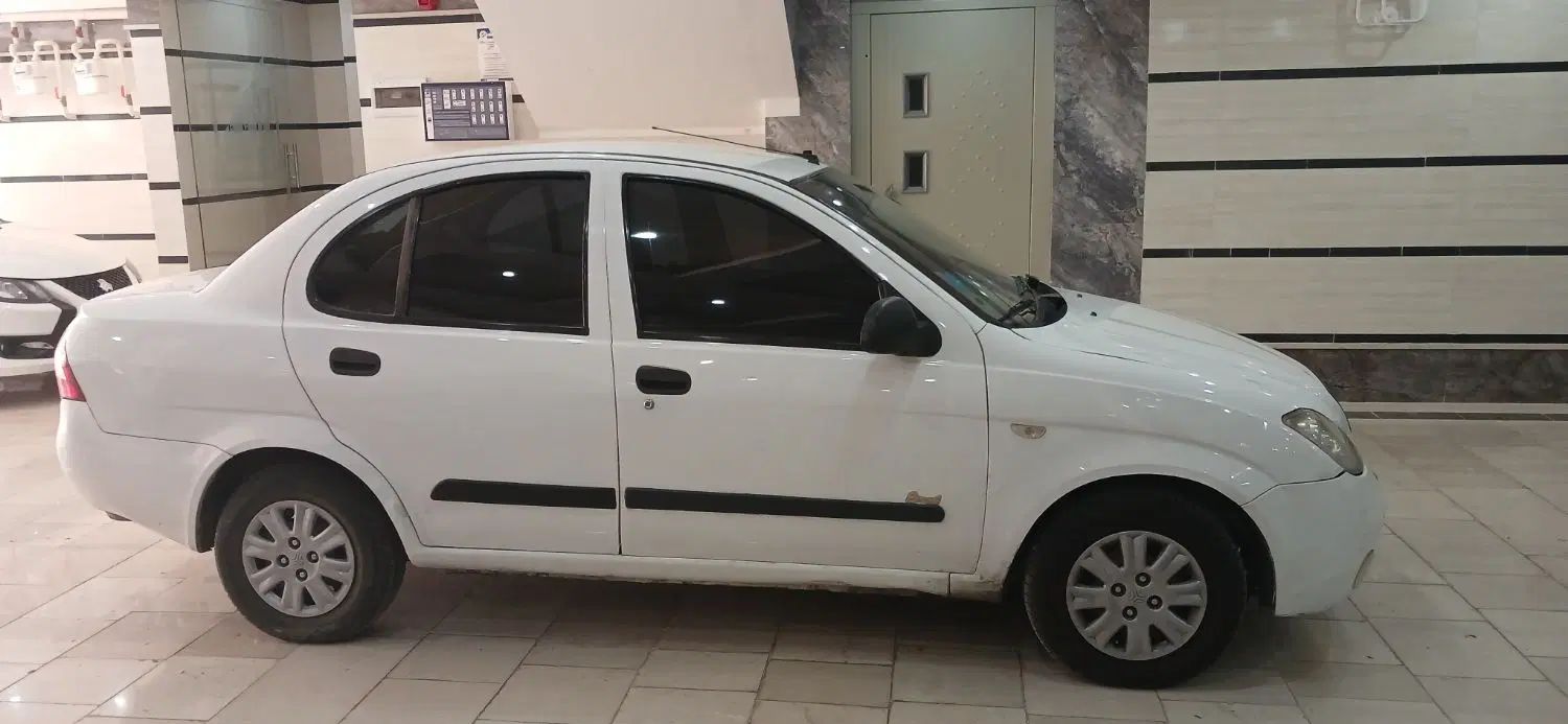 تیبا صندوق دار SX - 1392